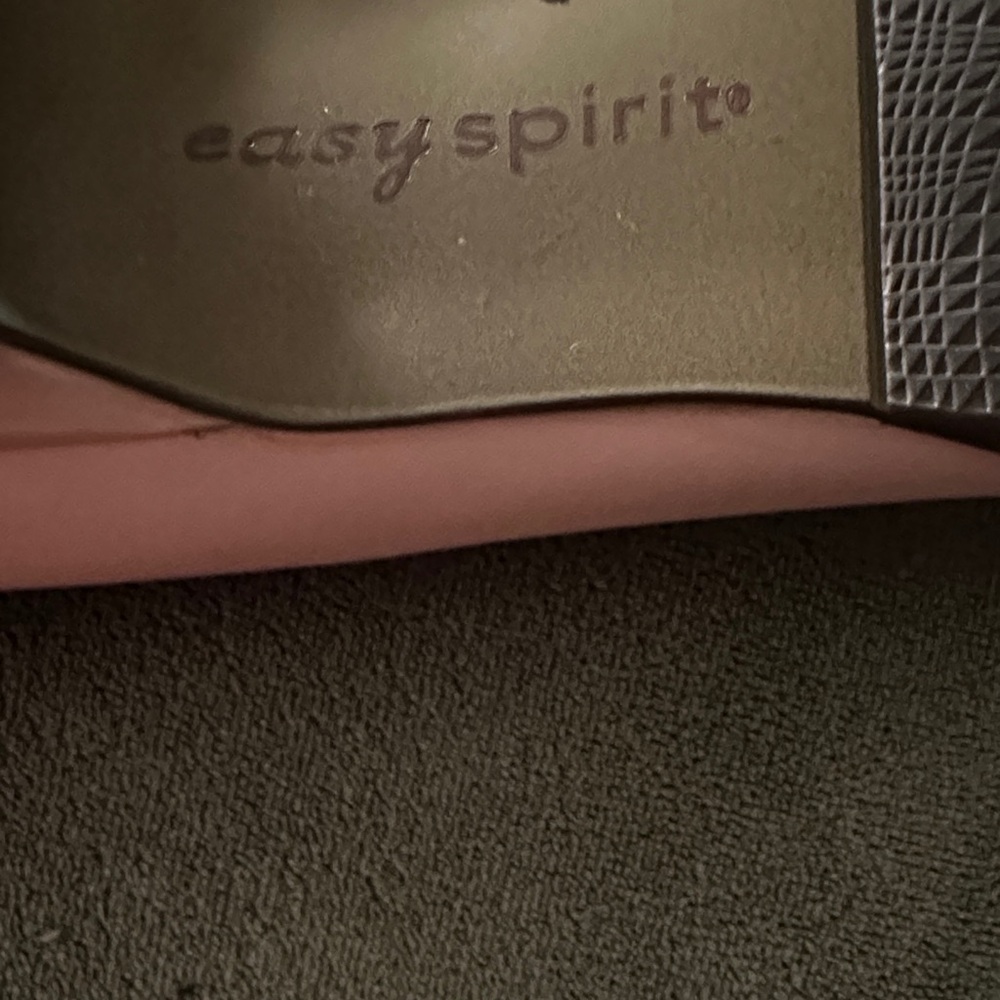 Elegant Pink Women's Shoes - Picture 4 of 9